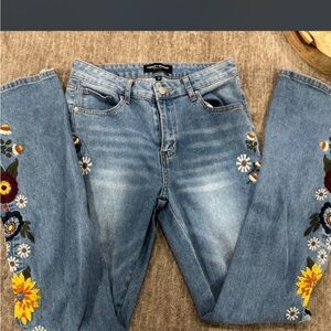 Ashley Mason Blue Jeans with Floral Embroidery